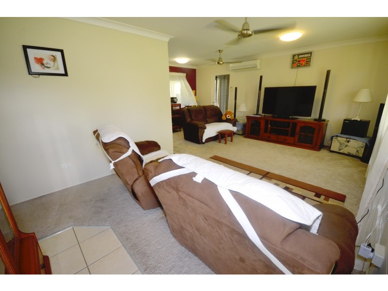 25 Salamanda Street, Bluewater QLD 4818