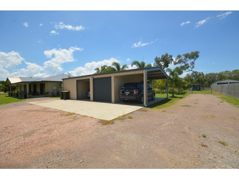 25 Salamanda Street, Bluewater QLD 4818