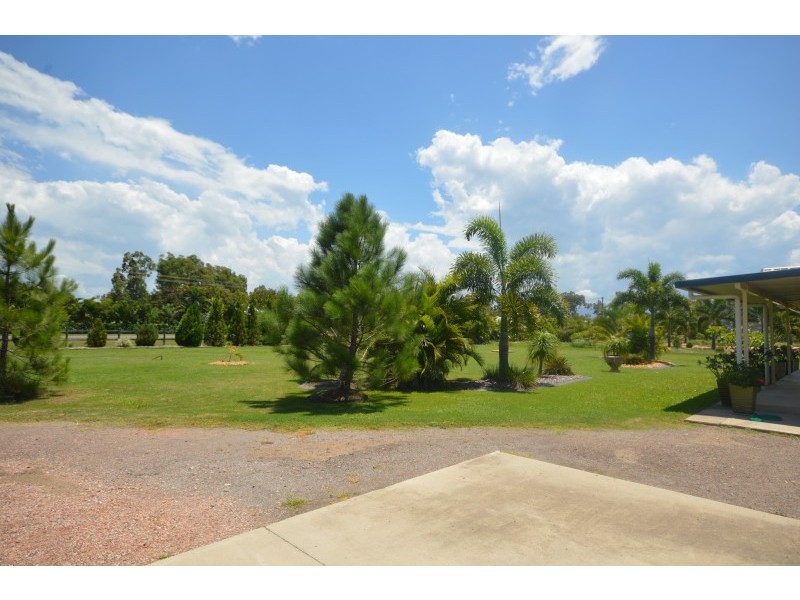 25 Salamanda Street, Bluewater QLD 4818