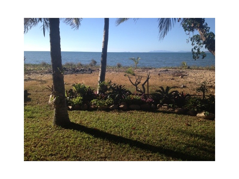 48 The Esplanade, Toolakea QLD 4818
