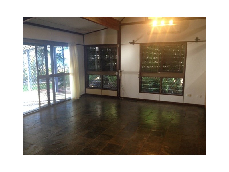 48 The Esplanade, Toolakea QLD 4818