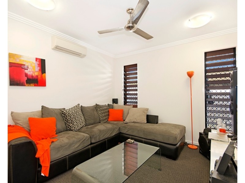 12 Ningaloo Crescent, Burdell QLD 4818