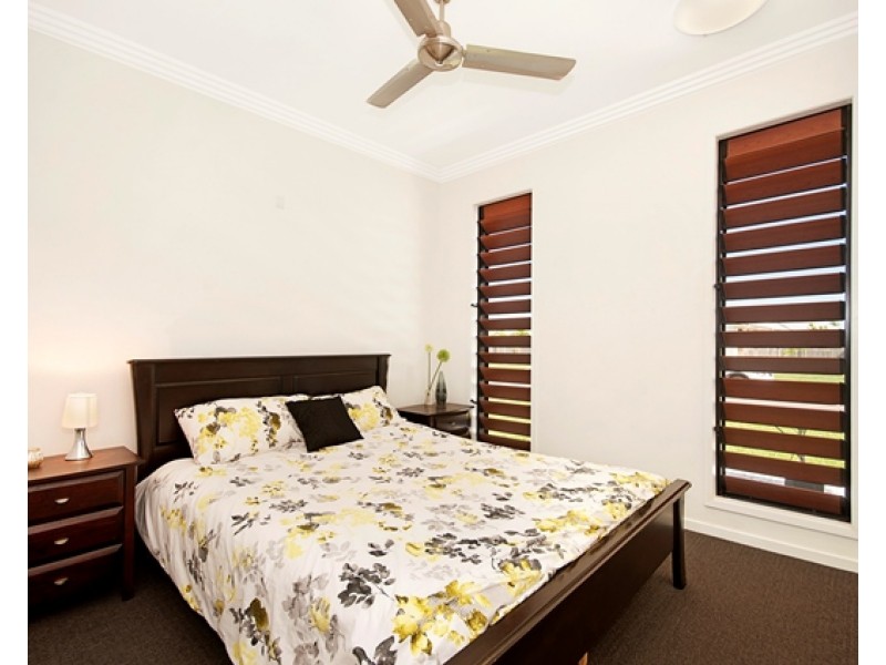 12 Ningaloo Crescent, Burdell QLD 4818