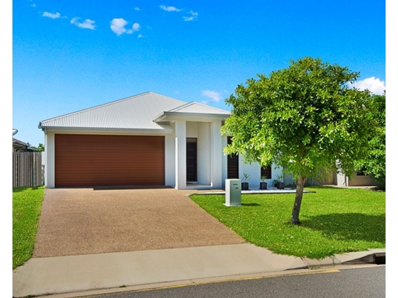 12 Ningaloo Crescent, Burdell QLD 4818