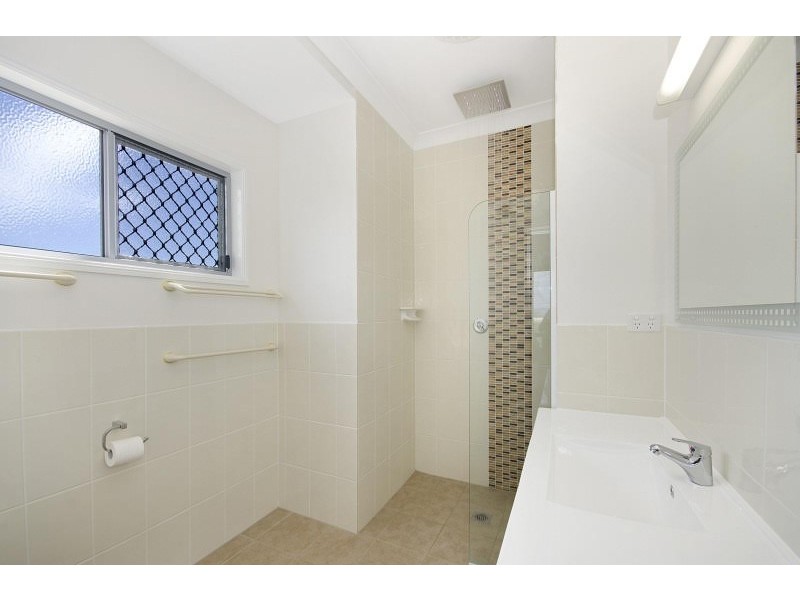 49 Deedes Crescent, Bushland Beach QLD 4818