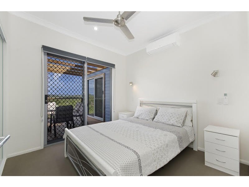 49 Deedes Crescent, Bushland Beach QLD 4818