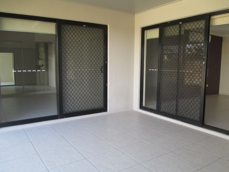 2/16 Marita Court, Bushland Beach QLD 4818