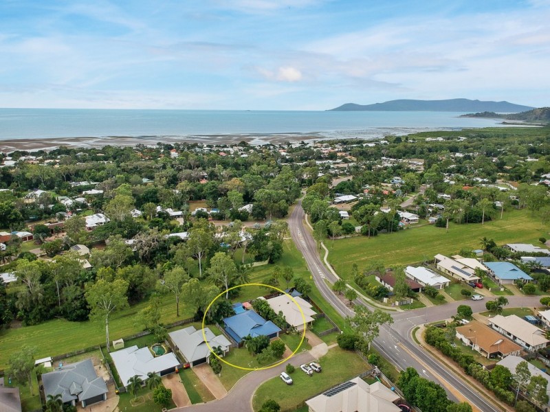 34 Seabrook Circuit, Bushland Beach QLD 4818