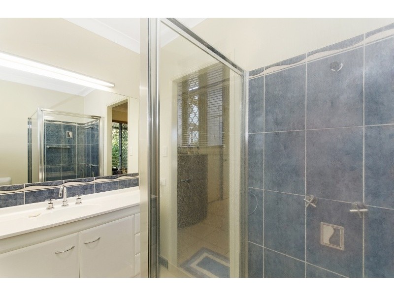 34 Seabrook Circuit, Bushland Beach QLD 4818