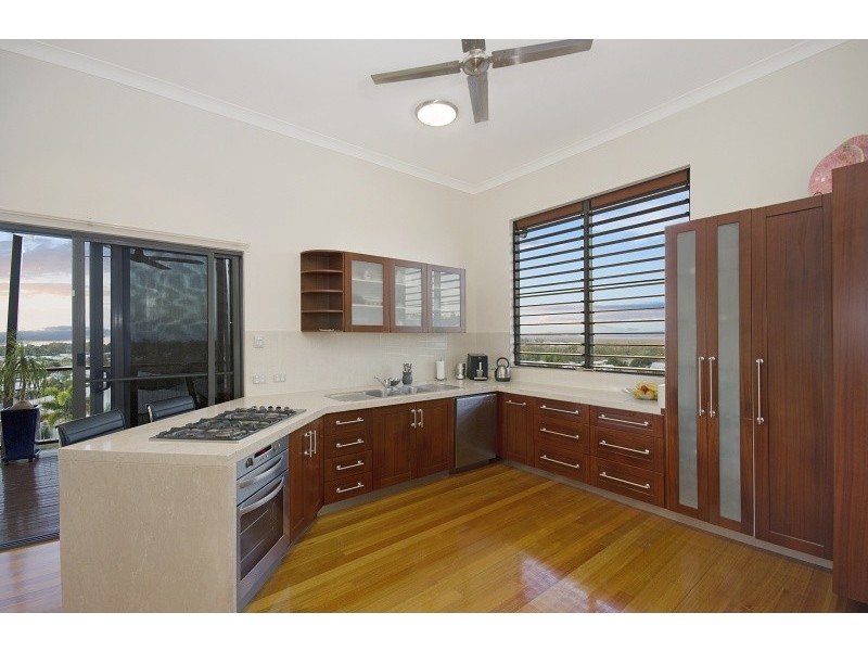 15 Genesta Court, Bushland Beach QLD 4818