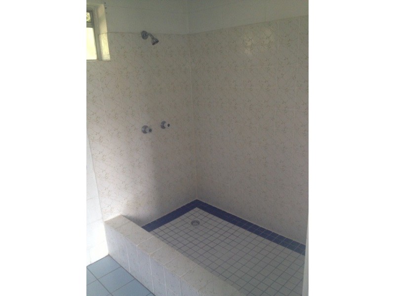 25 The Esplanade, Toolakea QLD 4818