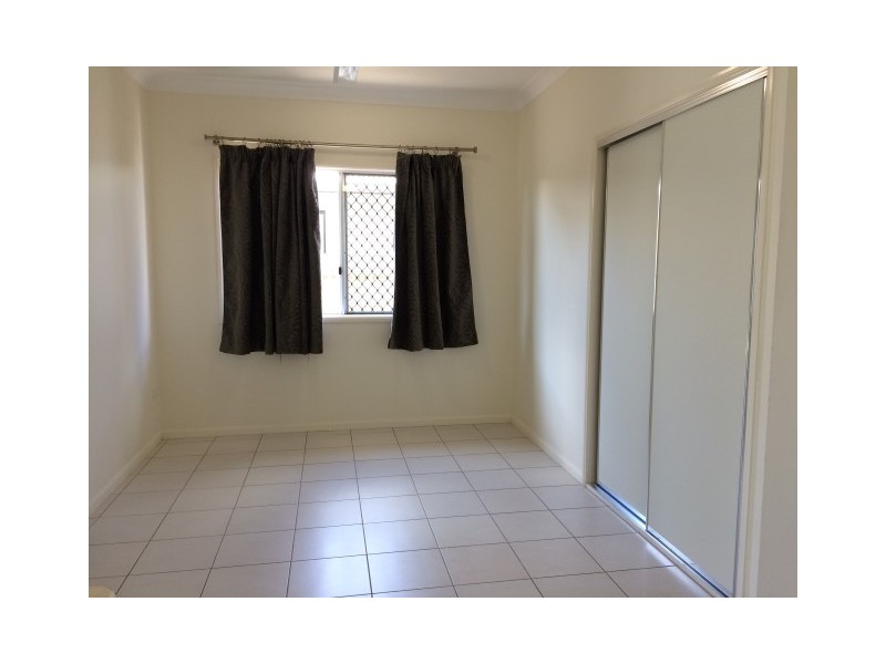 120 Daintree Drive, Bushland Beach QLD 4818