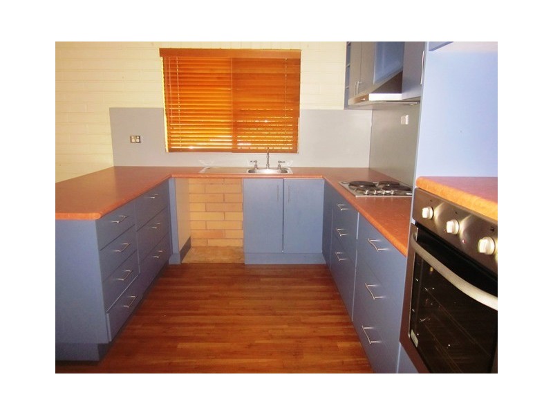 9 Balsam Street, Bushland Beach QLD 4818