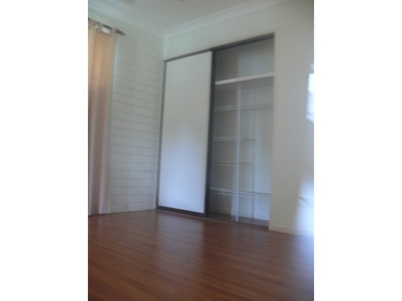 9 Balsam Street, Bushland Beach QLD 4818