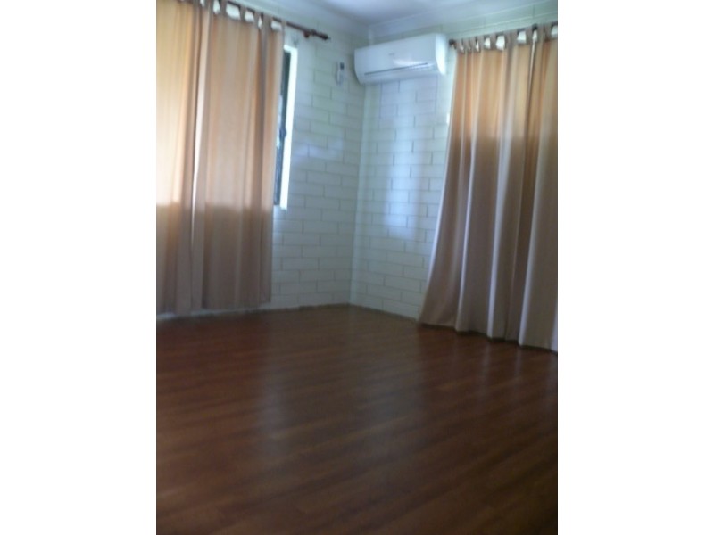 9 Balsam Street, Bushland Beach QLD 4818