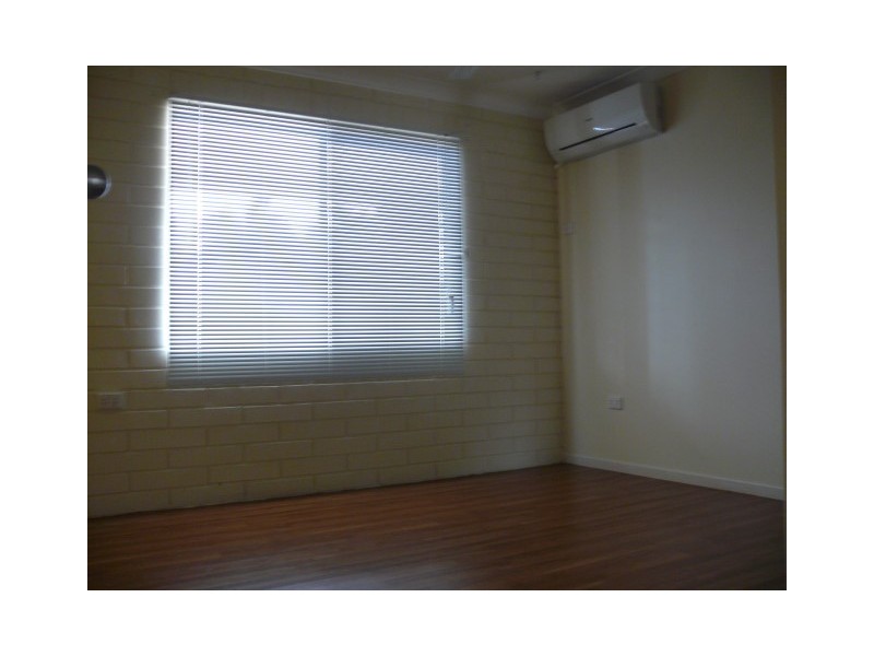 9 Balsam Street, Bushland Beach QLD 4818