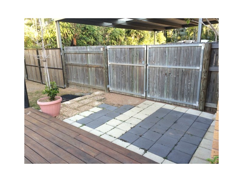 9 Balsam Street, Bushland Beach QLD 4818