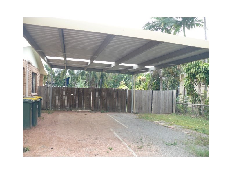 9 Balsam Street, Bushland Beach QLD 4818
