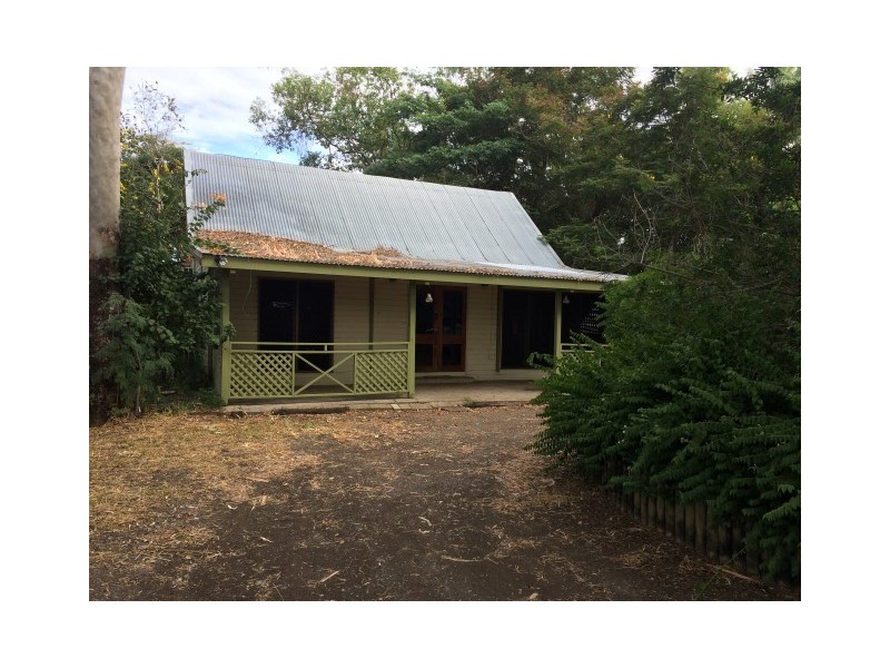 1327 Riverway Drive, Kelso QLD 4815