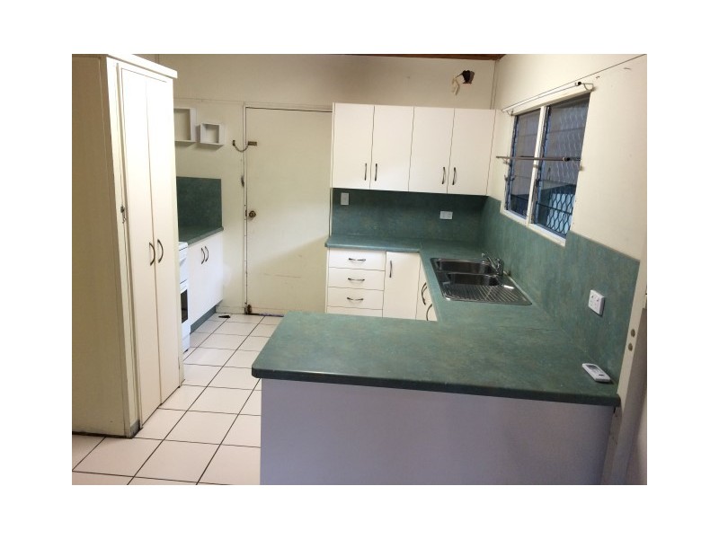 1327 Riverway Drive, Kelso QLD 4815