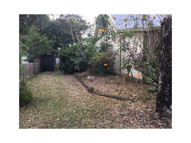1327 Riverway Drive, Kelso QLD 4815