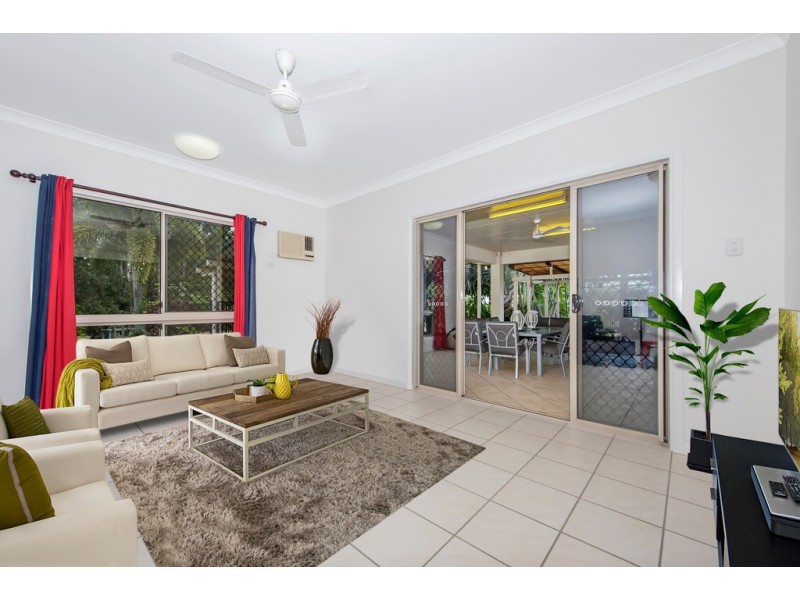 8 Brenton Circuit, Deeragun QLD 4818