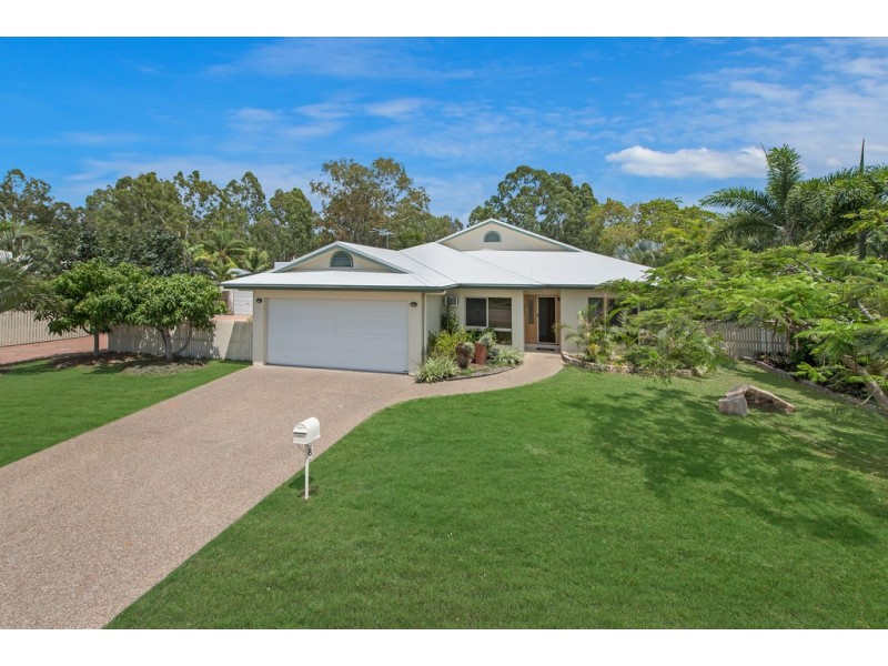 8 Brenton Circuit, Deeragun QLD 4818