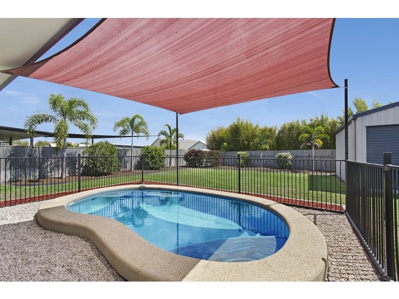 22 Capricorn Drive, Burdell QLD 4818