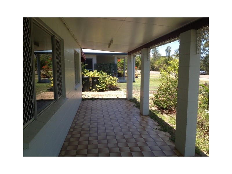 83 The Esplanade, Toolakea QLD 4818