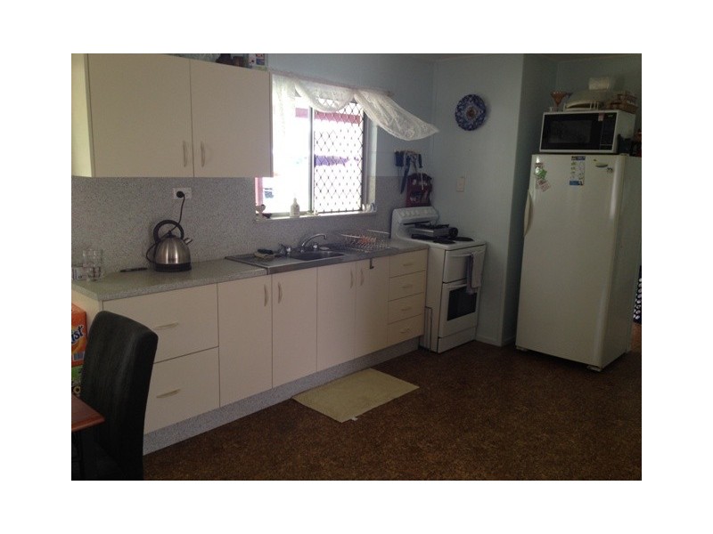 83 The Esplanade, Toolakea QLD 4818