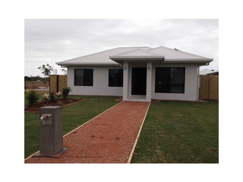 8 Burdell Drive, Burdell QLD 4818