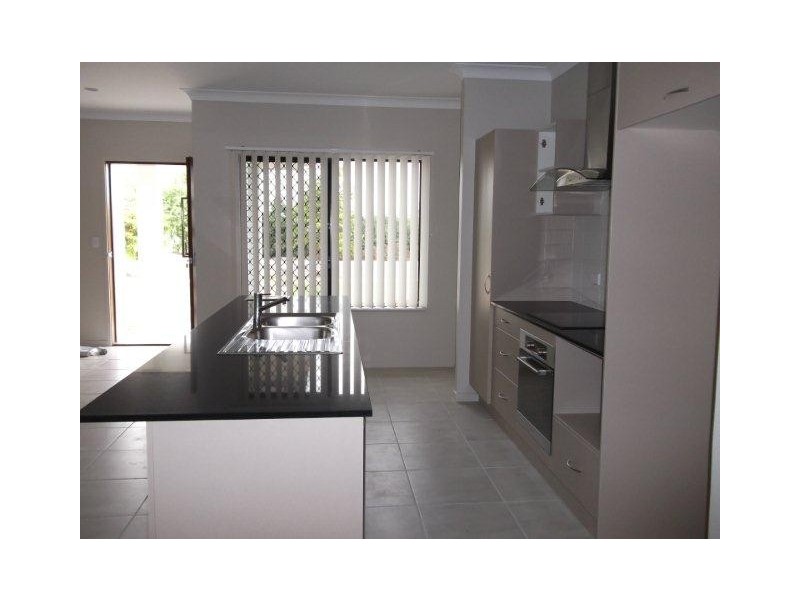 8 Burdell Drive, Burdell QLD 4818