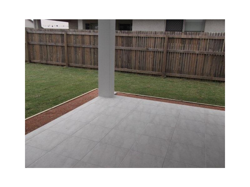 8 Burdell Drive, Burdell QLD 4818