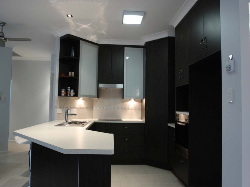 11 Hillock Crescent, Bushland Beach QLD 4818