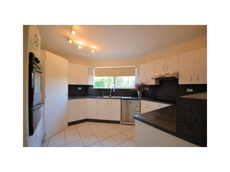 71 Marina Drive, Bushland Beach QLD 4818