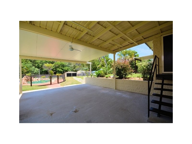 71 Marina Drive, Bushland Beach QLD 4818