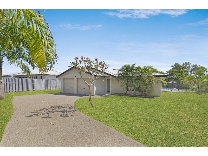 7 Minstrel Court, Bushland Beach QLD 4818