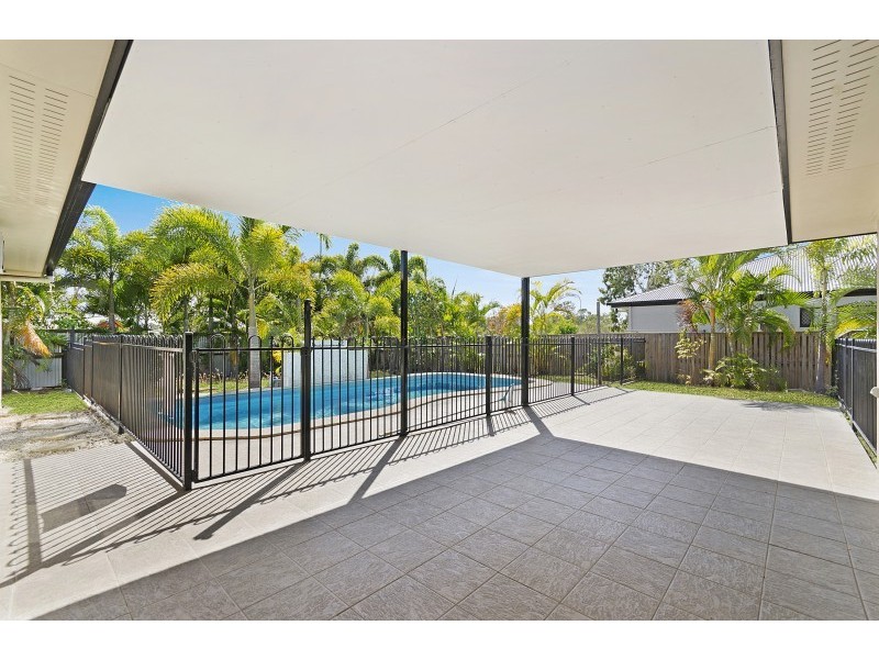 7 Minstrel Court, Bushland Beach QLD 4818