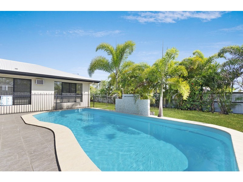 7 Minstrel Court, Bushland Beach QLD 4818