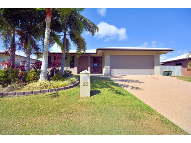 22 Greentree Circuit, Bushland Beach QLD 4818