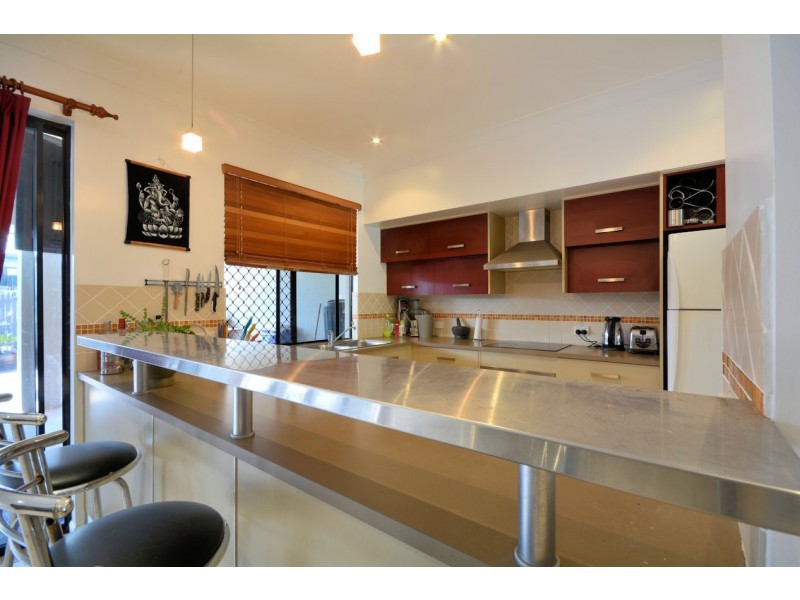 22 Greentree Circuit, Bushland Beach QLD 4818