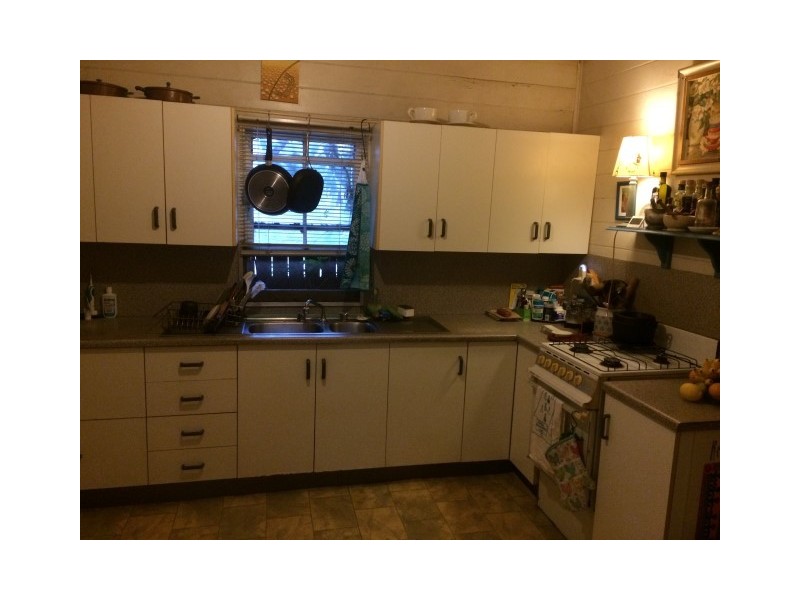 2/56 mcillwraith, South Townsville QLD 4810