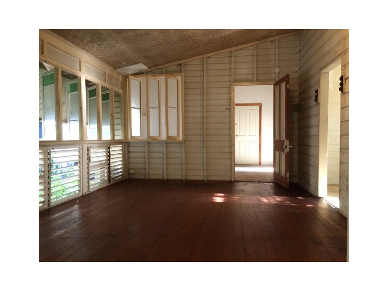 2/56 mcillwraith, South Townsville QLD 4810