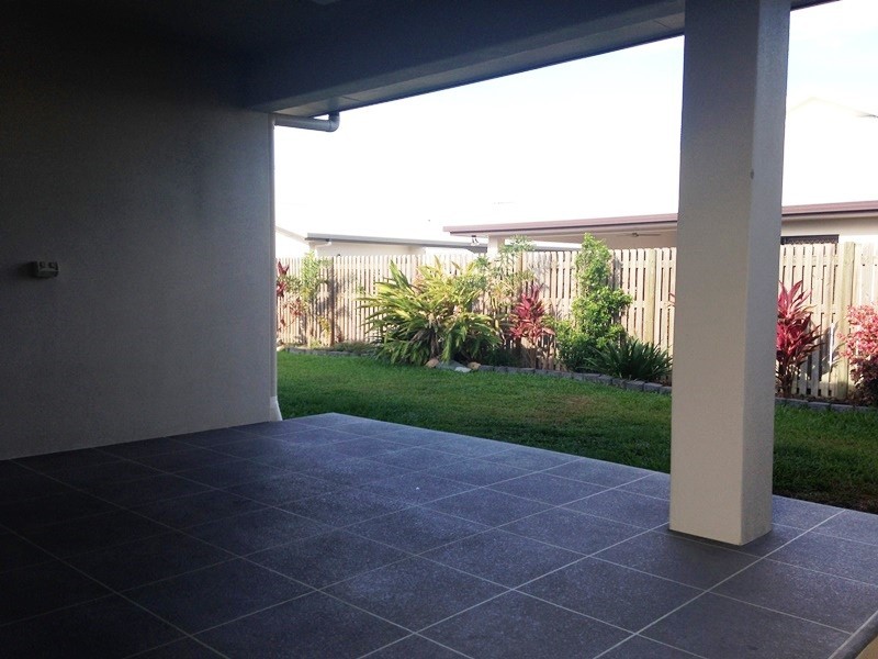 25 Iona Avenue, Burdell QLD 4818