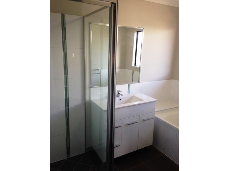 25 Iona Avenue, Burdell QLD 4818