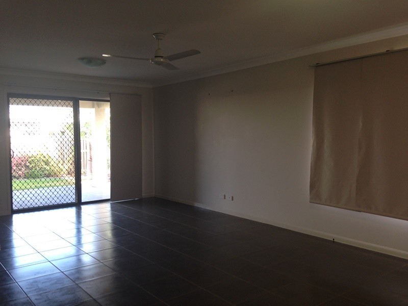 25 Iona Avenue, Burdell QLD 4818