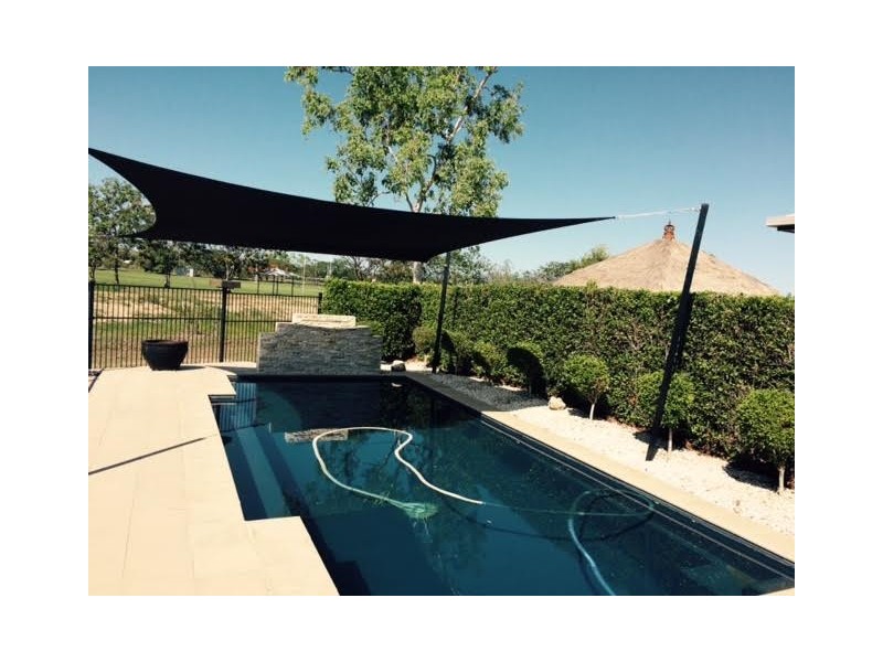 13 Dugong Court, Bushland Beach QLD 4818