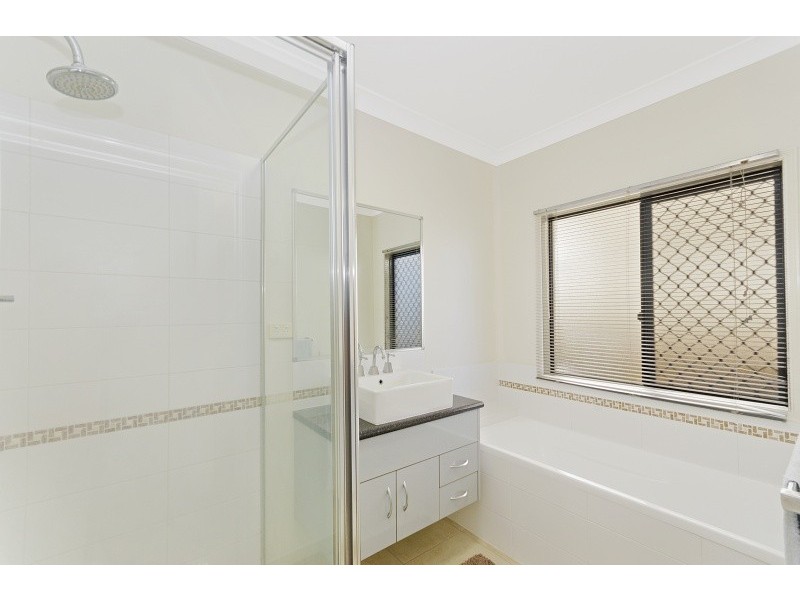 13 Dugong Court, Bushland Beach QLD 4818