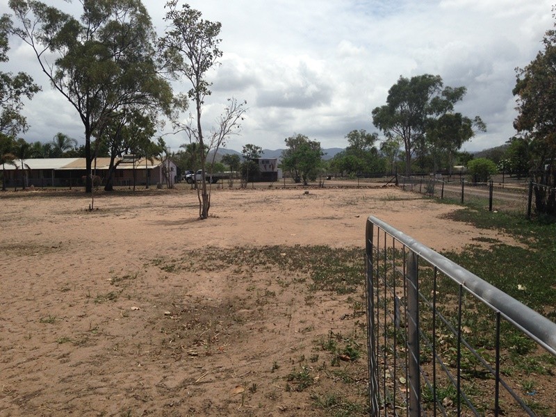 5 Althaus Parade, Yabulu QLD 4818