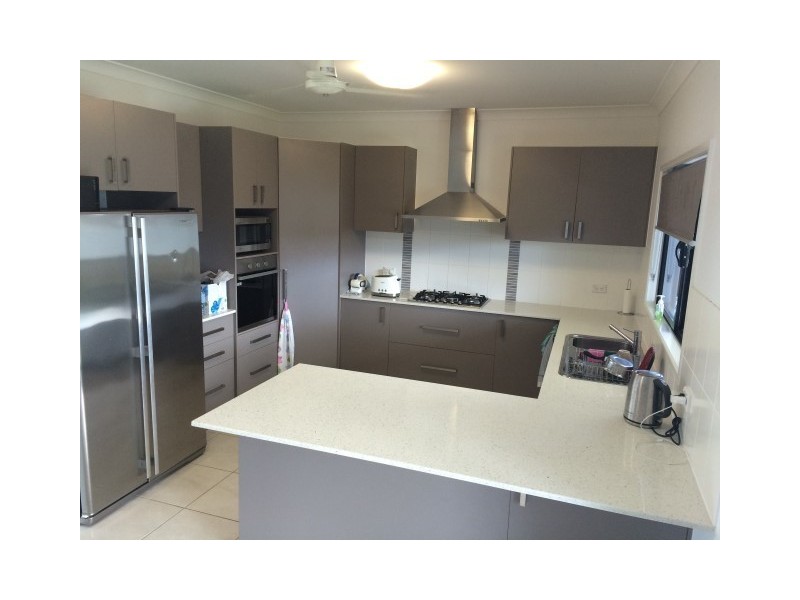 51 Rattray Street, Bushland Beach QLD 4818